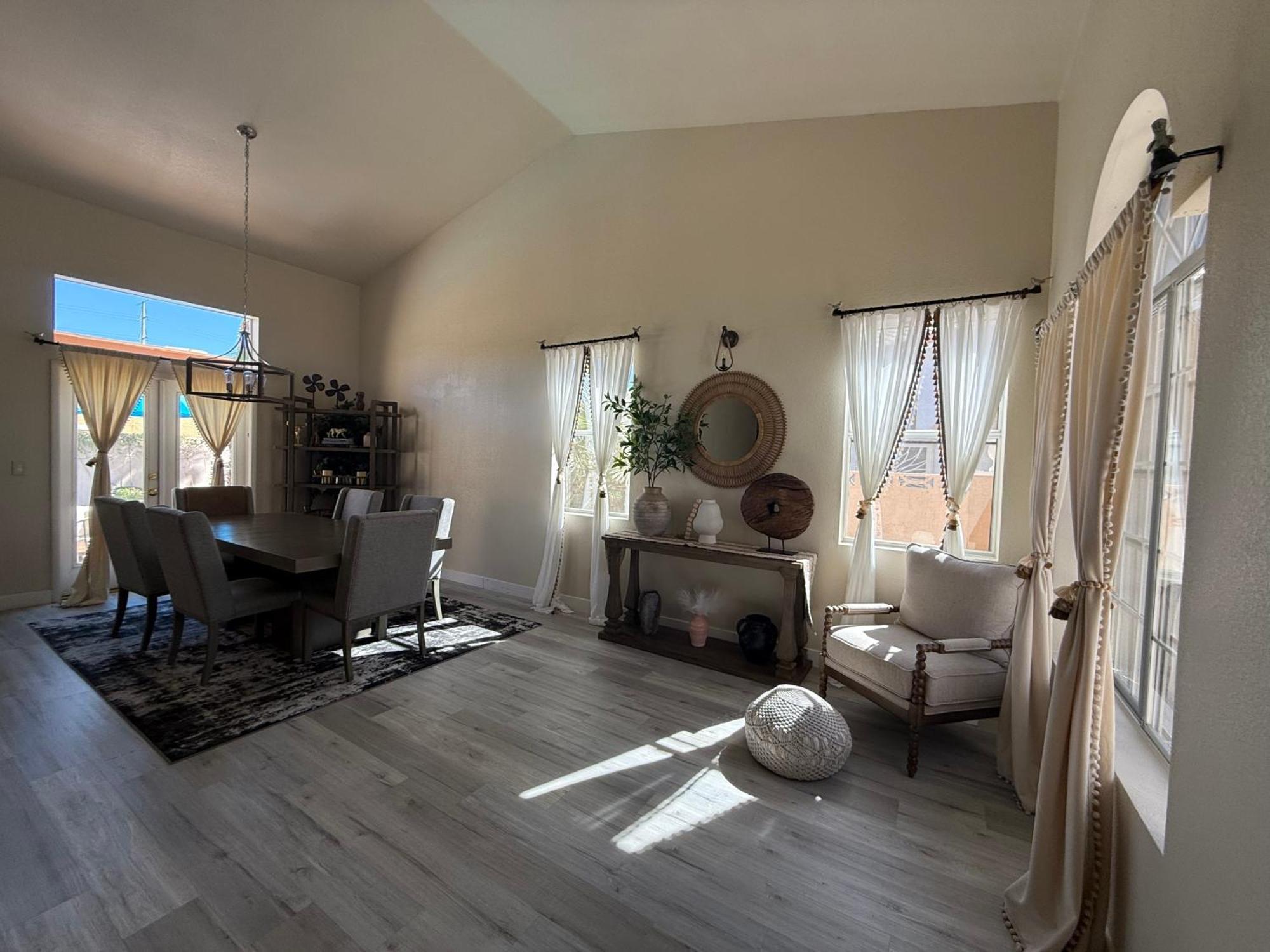 Fragrant Finnish Sauna & Cozy Pool With French 3Br Λας Βέγκας Εξωτερικό φωτογραφία